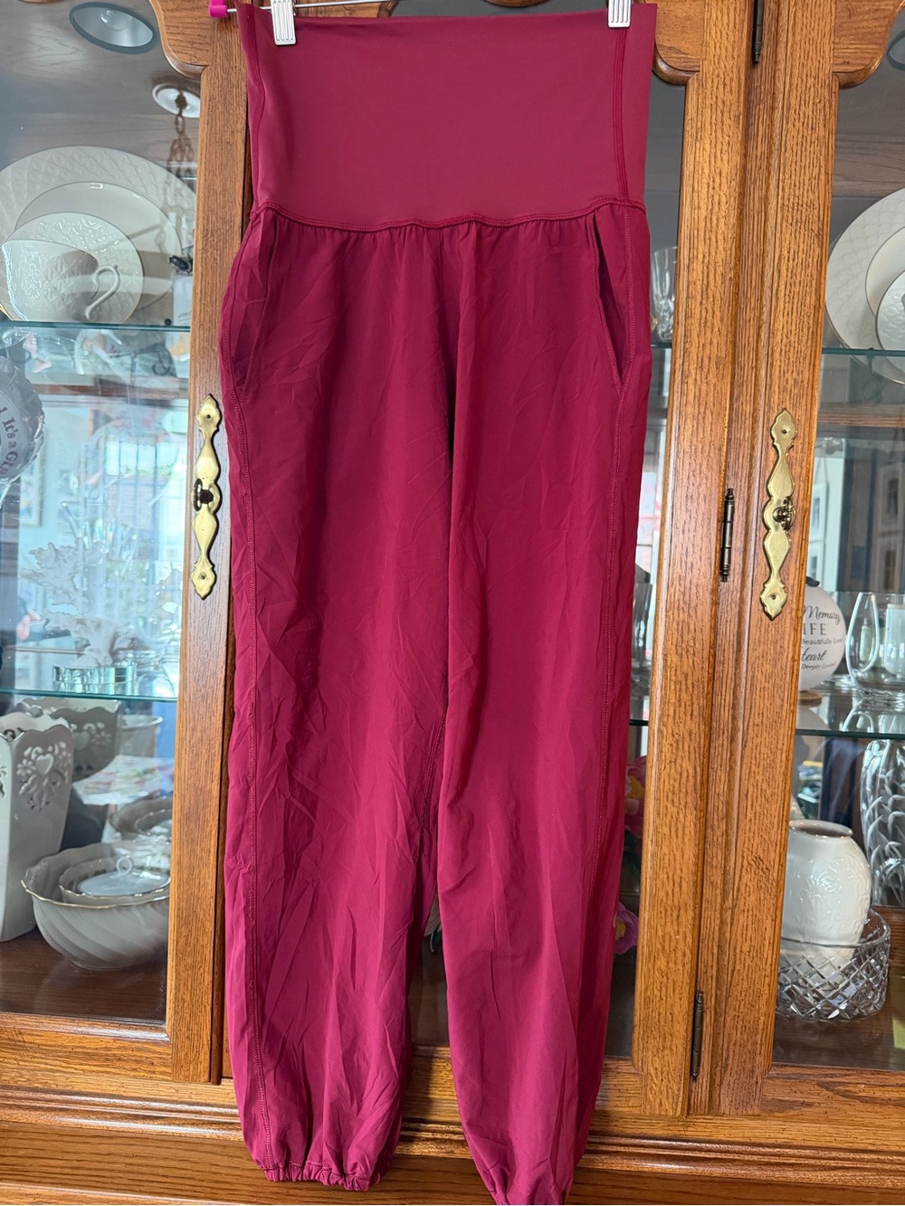 Lululemon High Rise Align Joggers, size 4 , $40